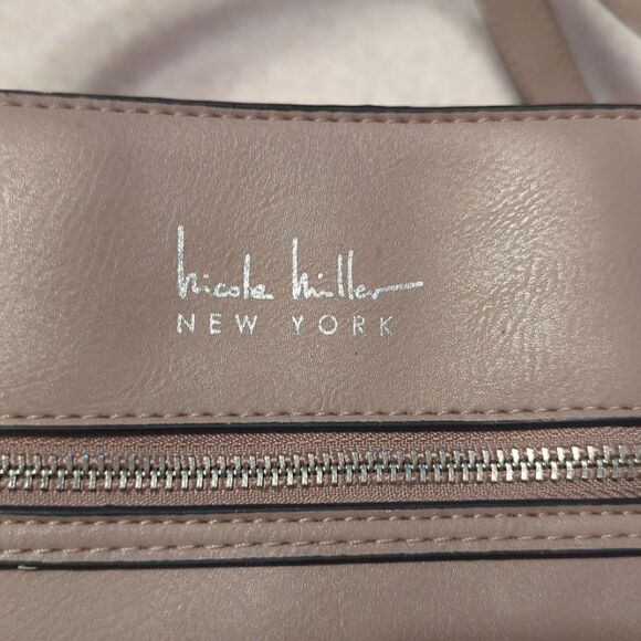 Nicole Miller Rafea design beautiful gray w silver accents designer - Picture 3 of 13